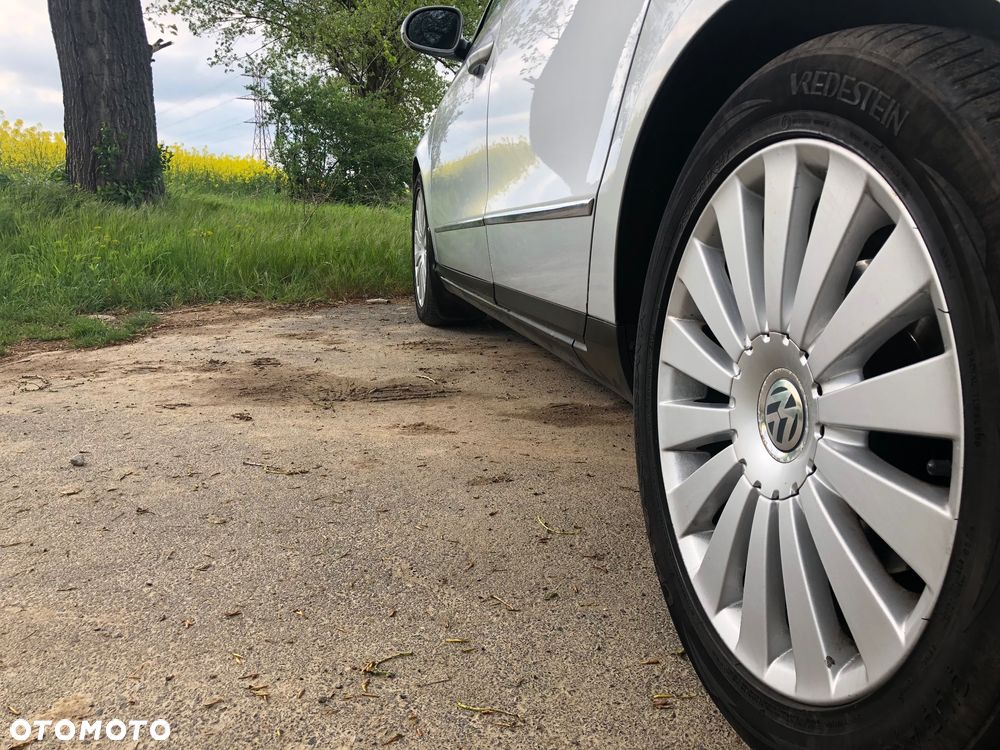 Volkswagen Passat 2.0 TDI DPF Highline - 6