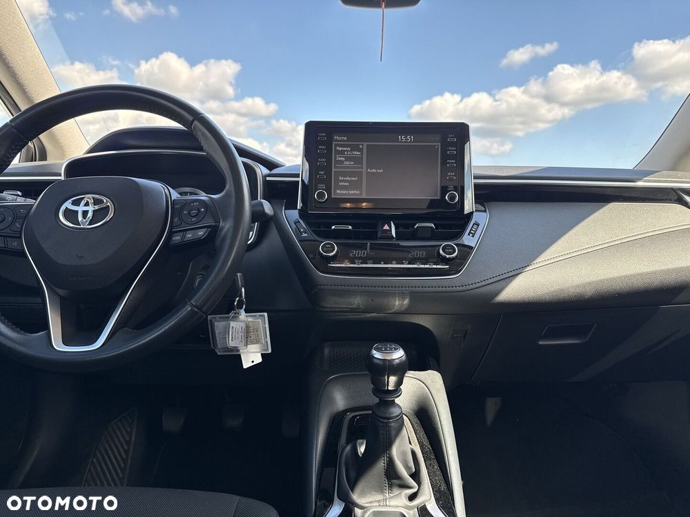 Toyota Corolla - 12