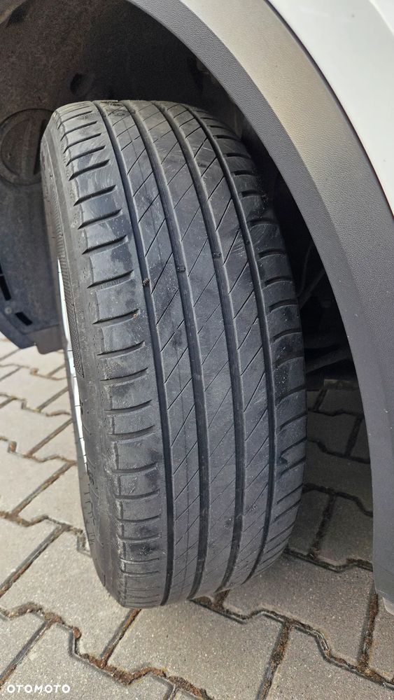 Volkswagen T-Roc 1.5 TSI GPF ACT Advance - 26