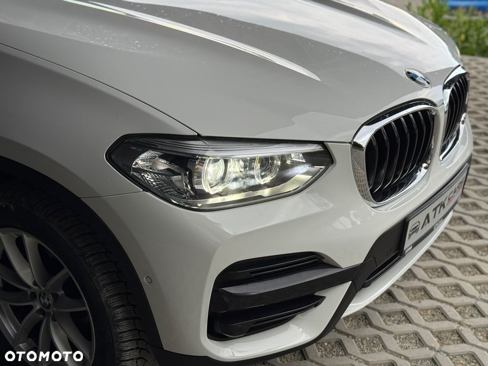 BMW X3 xDrive20i GPF Advantage - 17