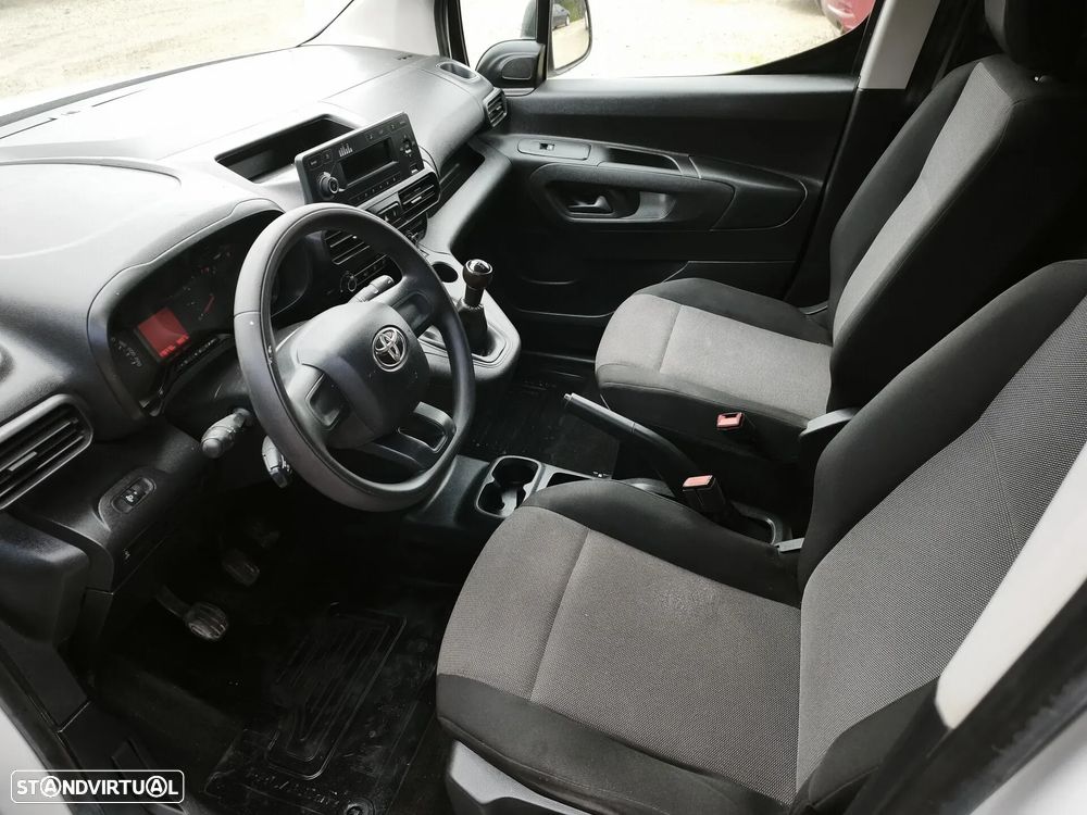 Toyota Proace City 1.5 D L1H1 Iva Dedutível - 11