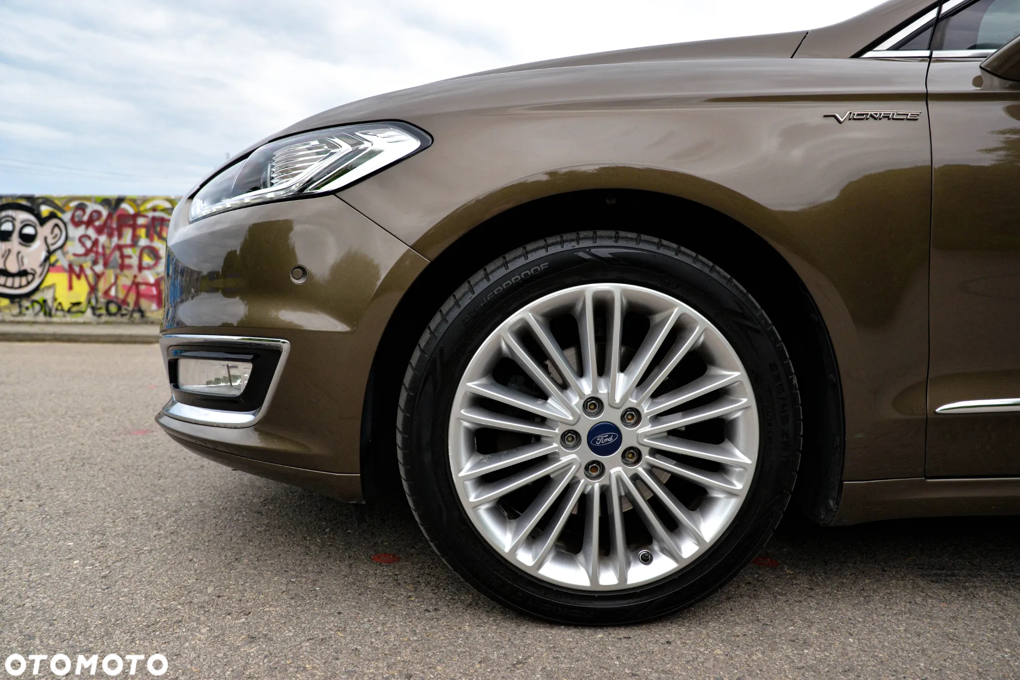 Ford Mondeo - 9