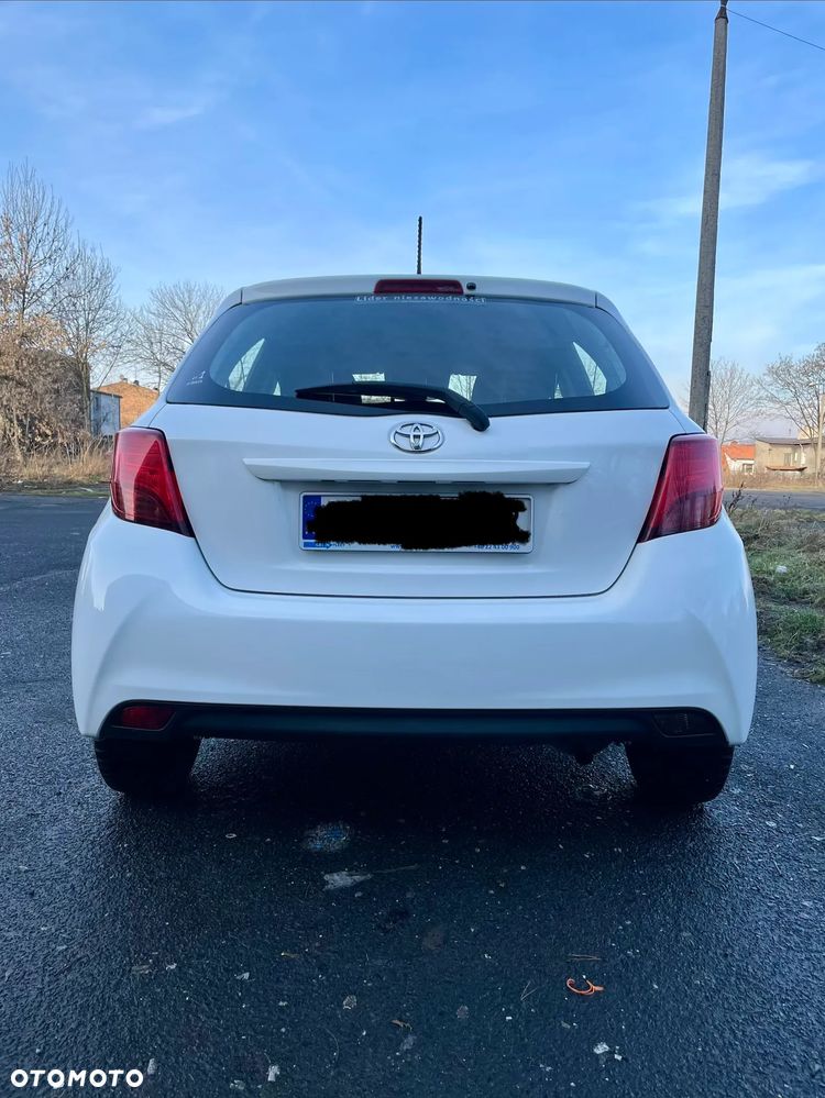 Toyota Yaris 1.0 Active - 5