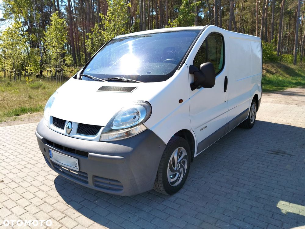 Renault Trafic - 2
