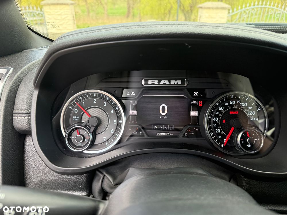 RAM 1500 5.7 Crew Cab Laramie - 17