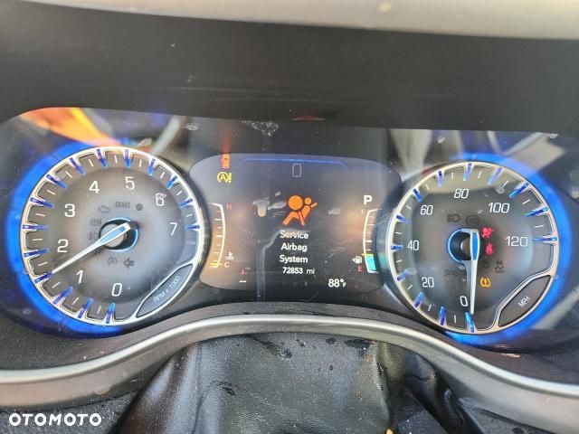 Chrysler Pacifica - 9