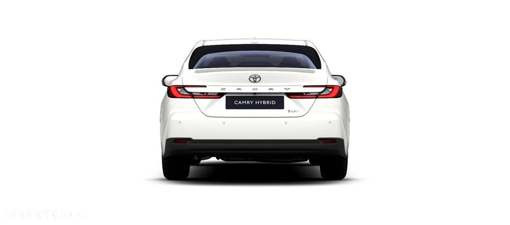 Toyota Camry - 4