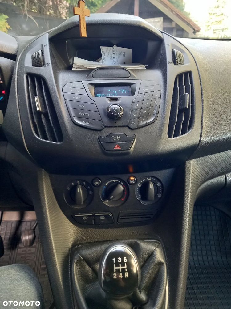 Ford Transit Connect - 11