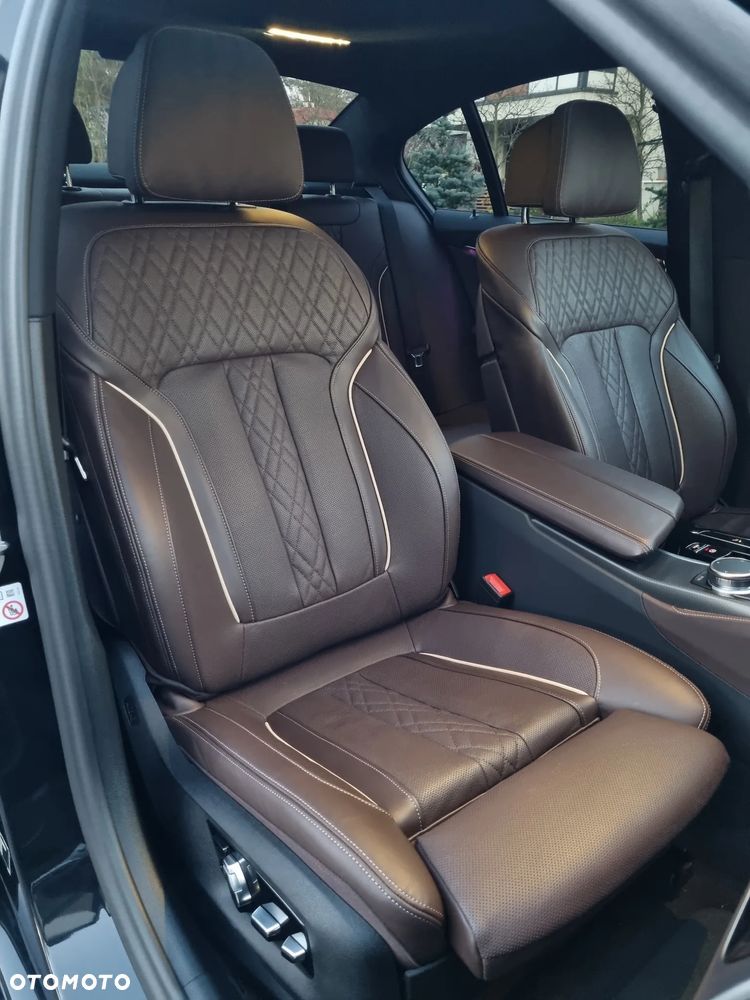 BMW Seria 5 530i xDrive mHEV M Sport sport - 28