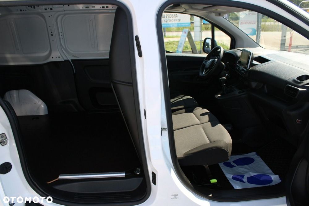 Opel Combo - 26