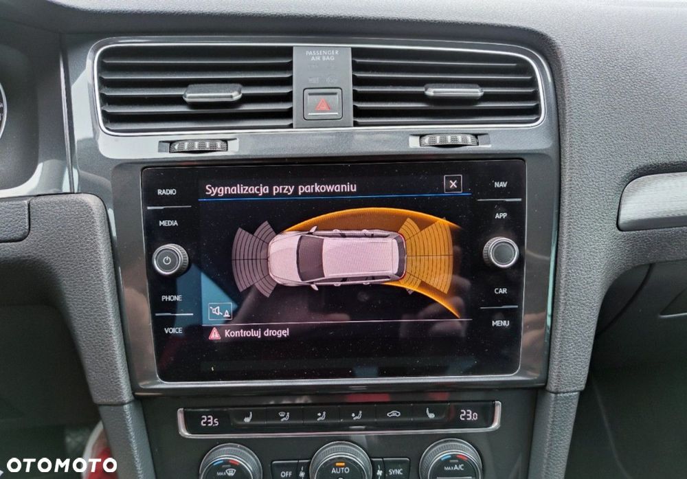 Volkswagen Golf Variant 2.0 TDI (BlueMotion Technology) DSG Comfortline - 23