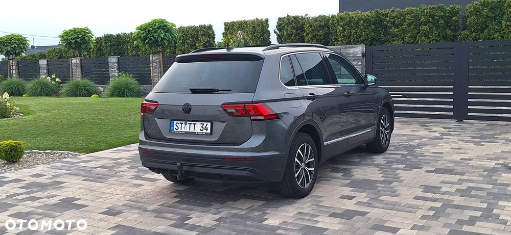 Volkswagen Tiguan - 10