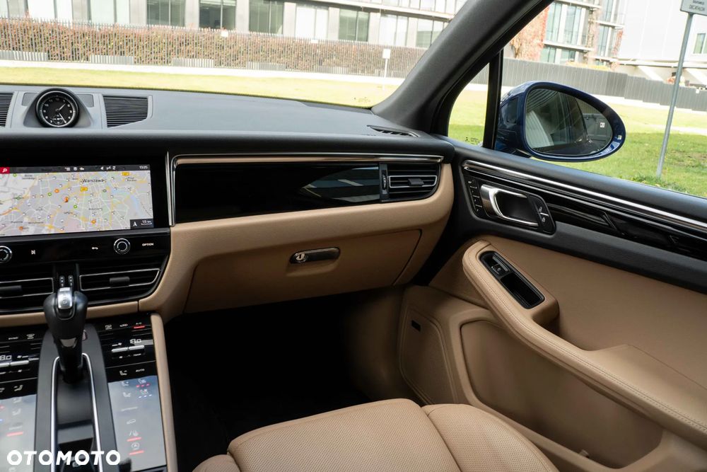 Porsche Macan - 23