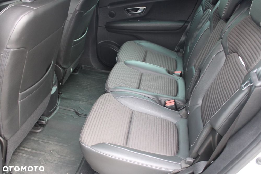 Renault Scenic - 23