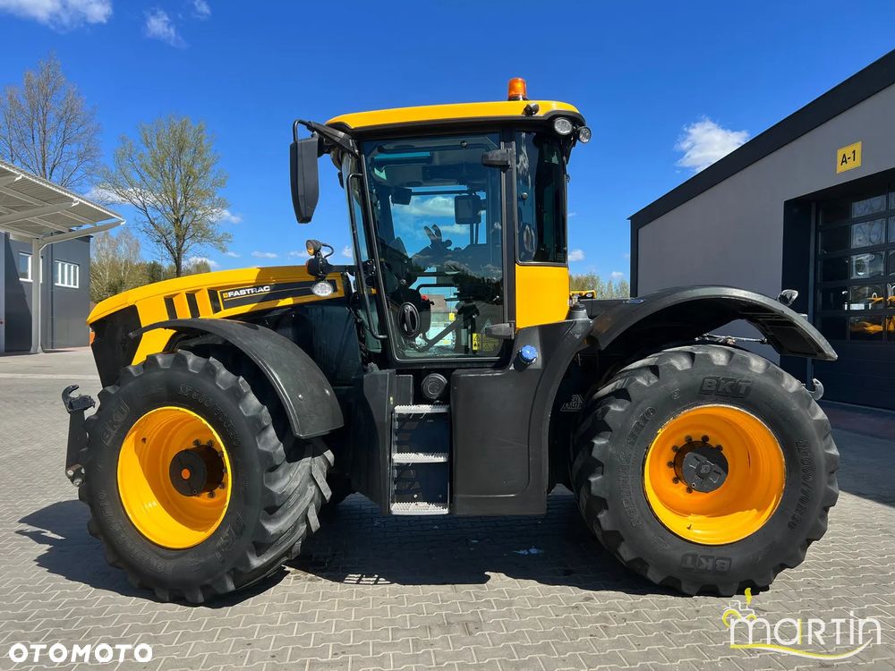 JCB Fastrac 4220 - 2