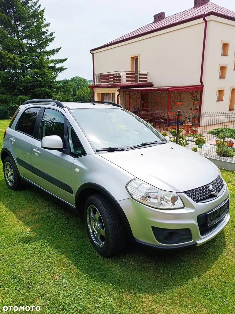 Suzuki SX4 1.6 Comfort 4WD - 2