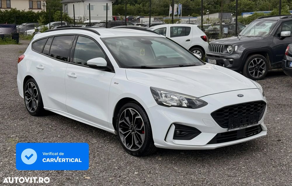 Ford Focus 1.0 EcoBoost MHEV ST-Line - 2