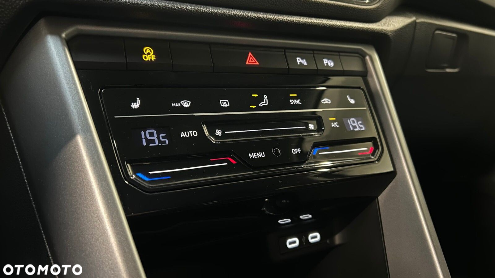 Volkswagen T-Roc 1.5 TSI Life DSG - 32
