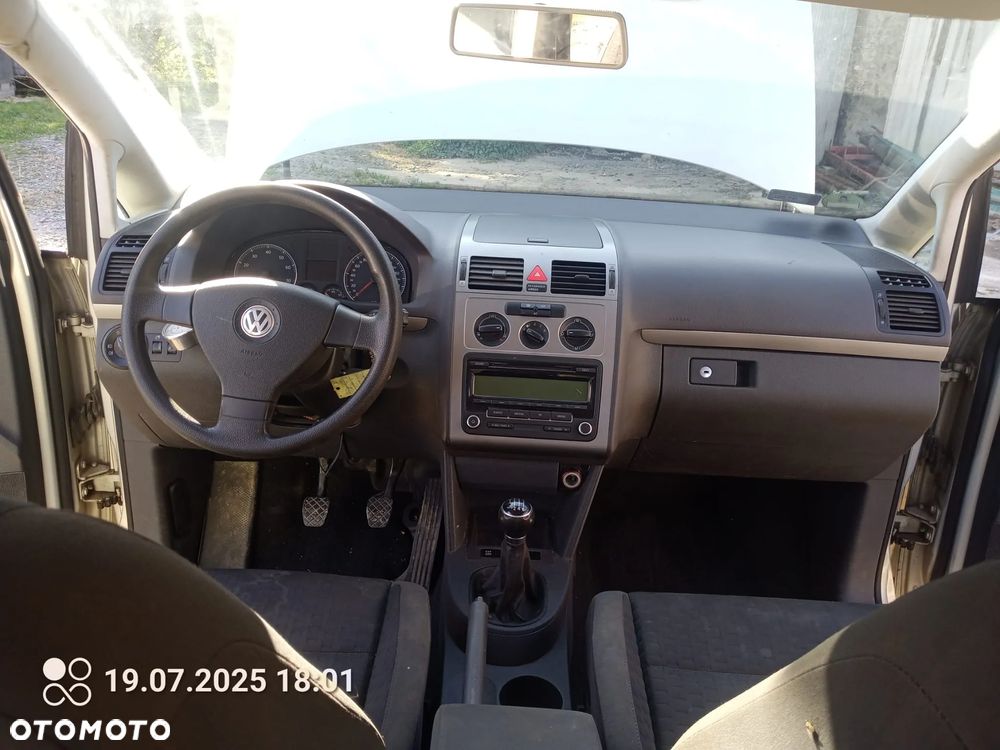 Volkswagen Touran 1.4 TSI Comfortline - 17