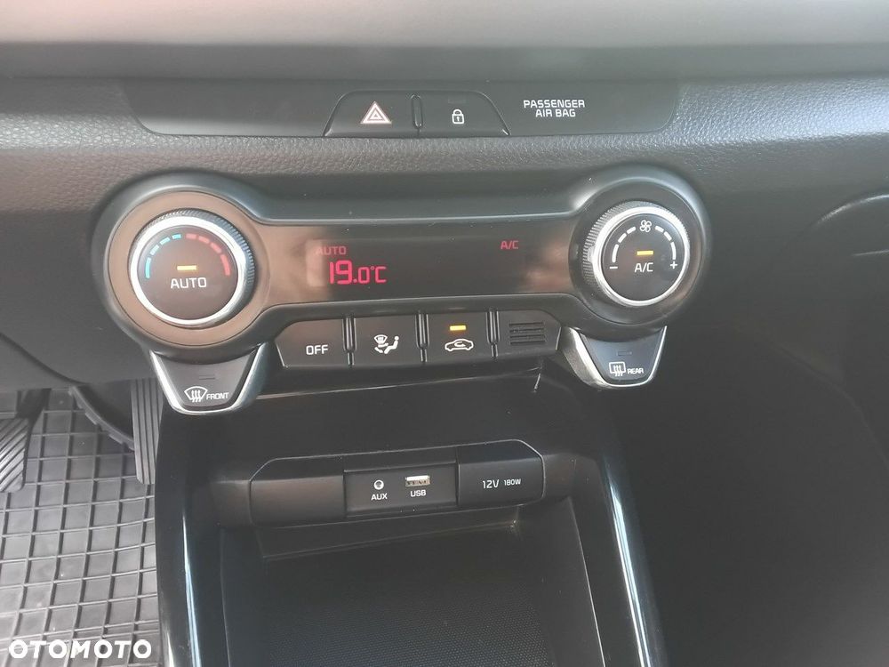 Kia Rio - 18