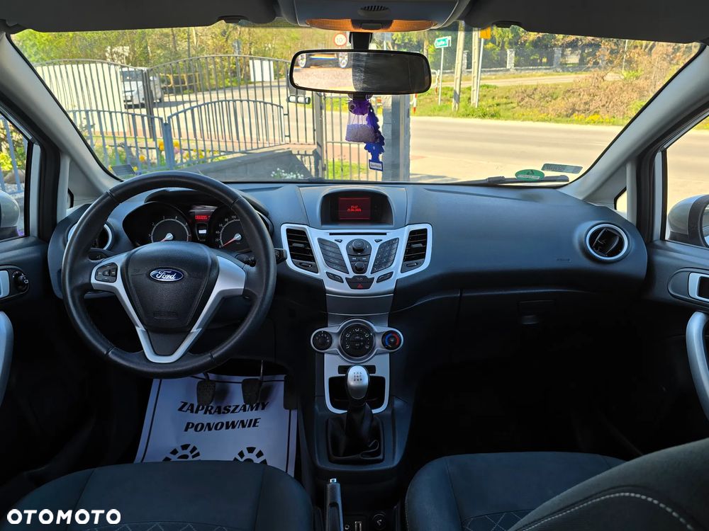 Ford Fiesta 1.25 Champions Edition - 20