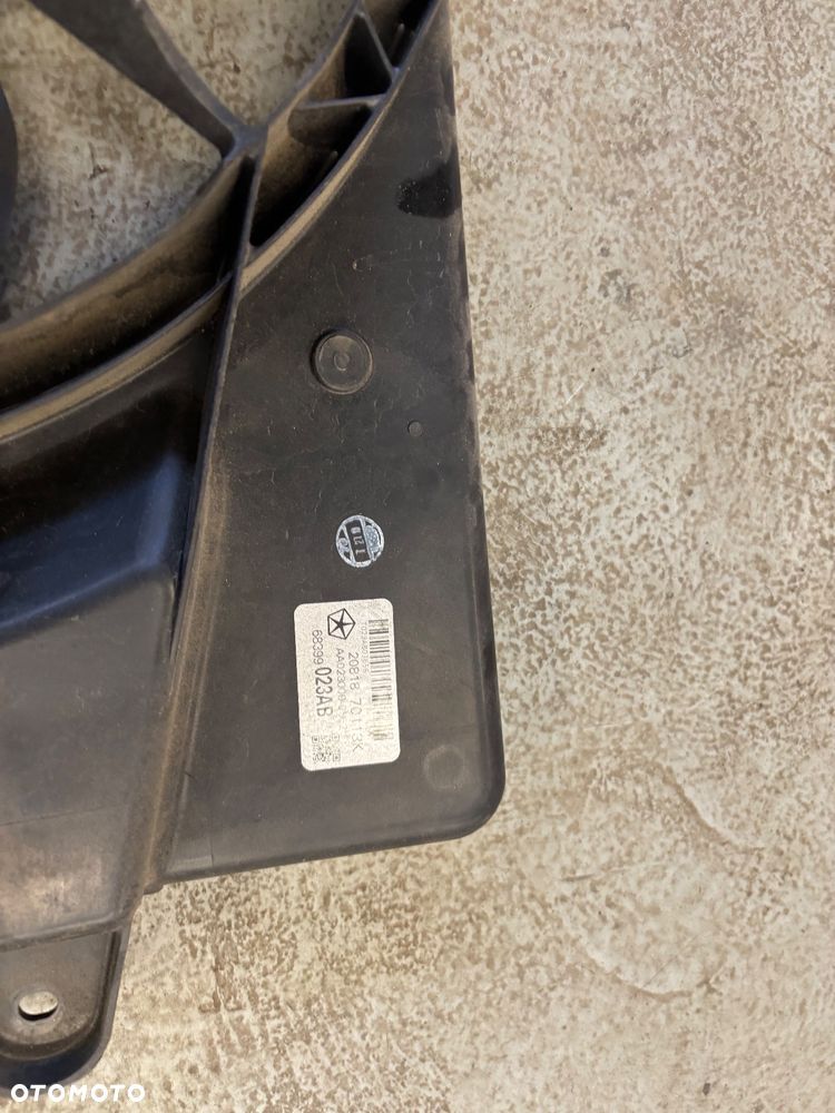 JEEP CHEROKEE LIFT 2019- WENTYLATOR OBUDOWA WENTYLATORA USA 2.4 B - 5