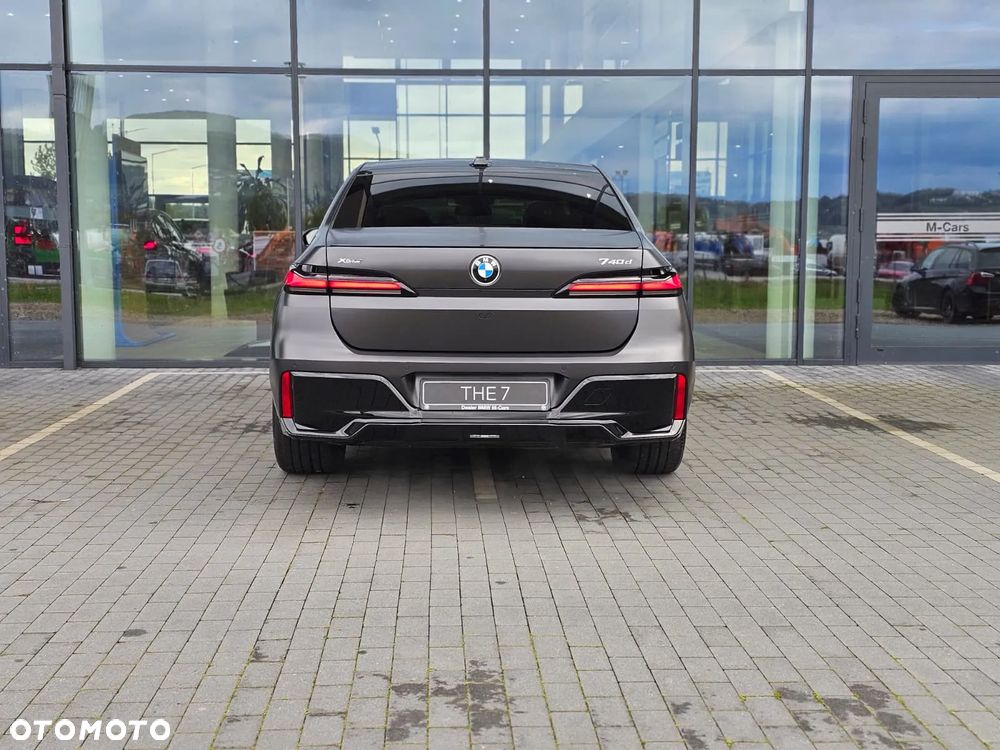 BMW Seria 7 - 4