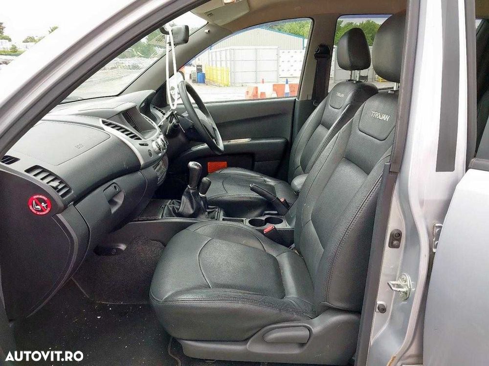 Dezmembrez Mitsubishi L200 2.5 Diesel 2015 - 6
