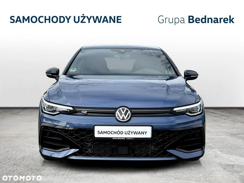 Volkswagen Golf - 8