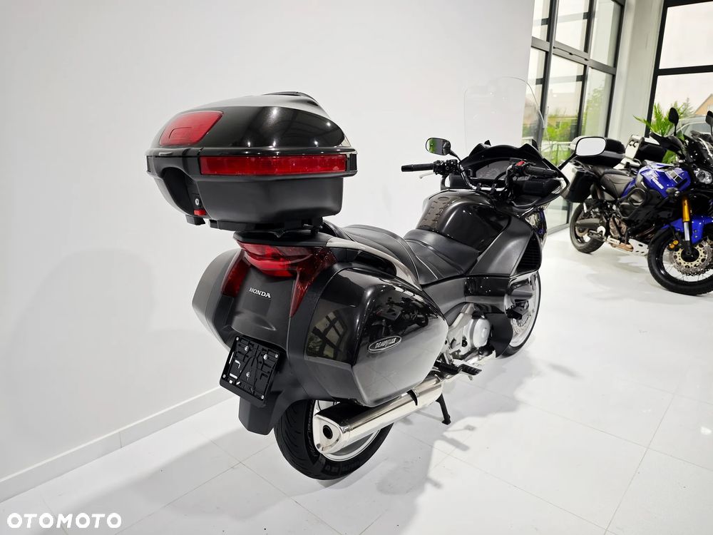 Honda Deauville - 8