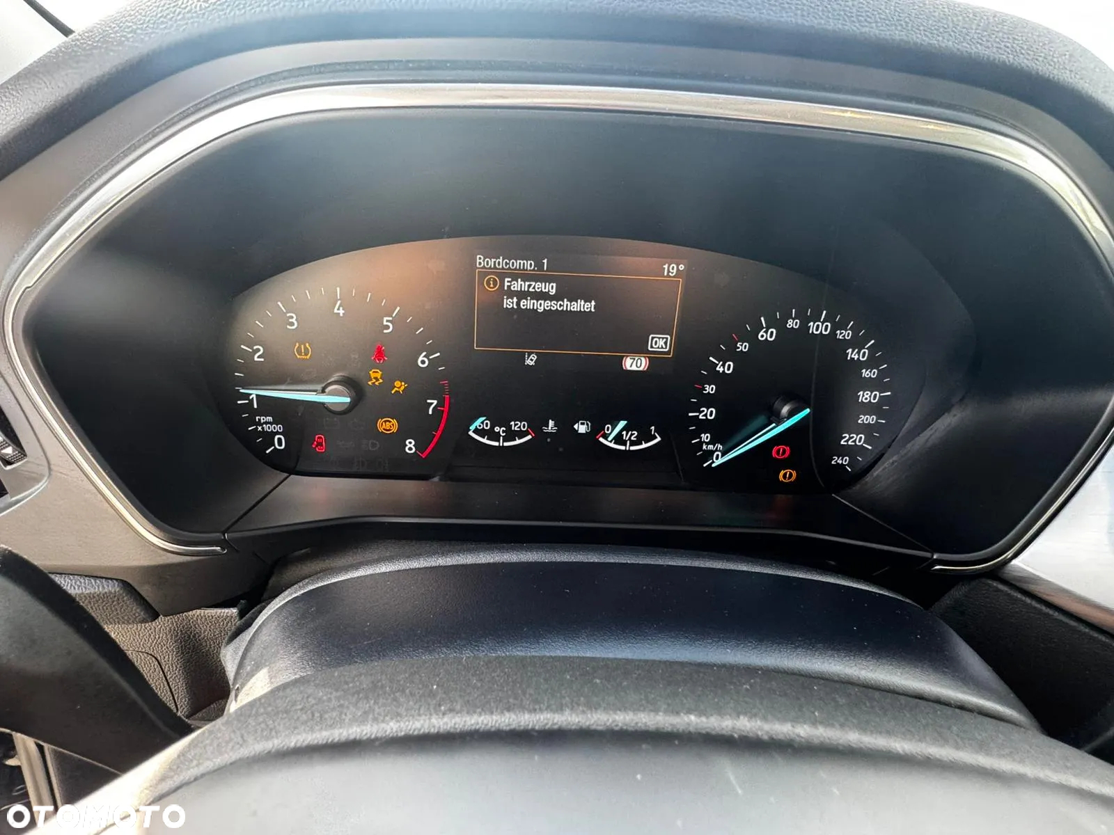 Ford Focus Turnier 1.0 EcoBoost Start-Stopp-System TITANIUM - 10