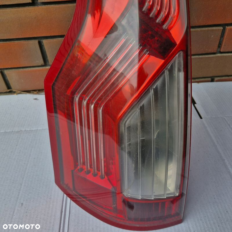 Citroen C4 Grand Picasso 1 LAMPA TYŁ LEWA 00946601 00946601LI - 3