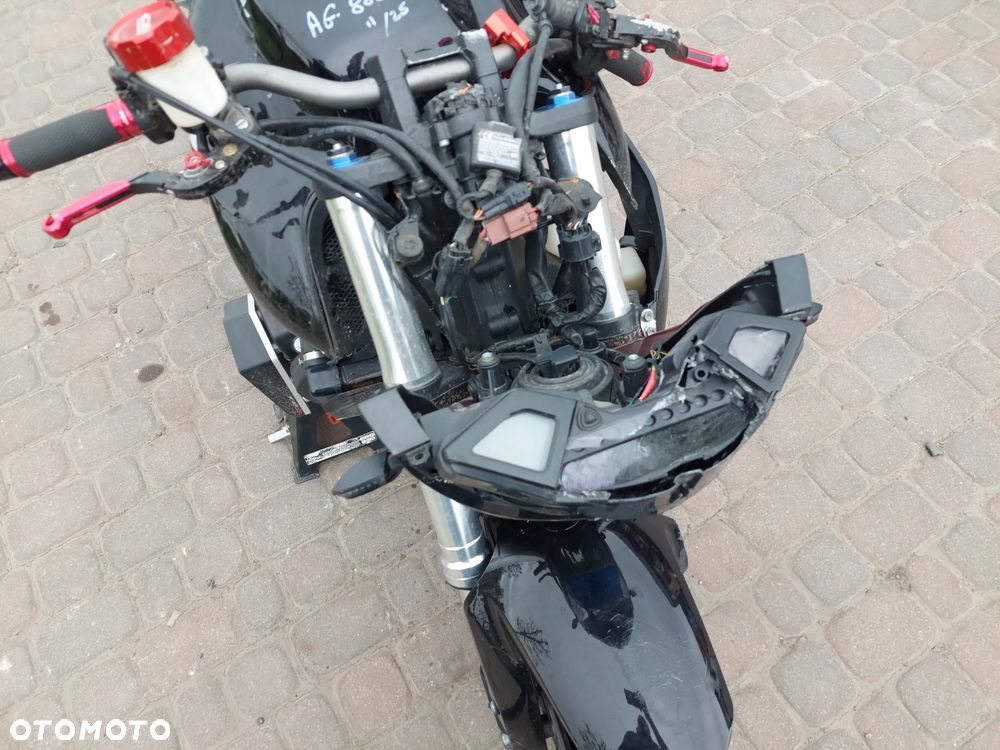 Honda CB - 8