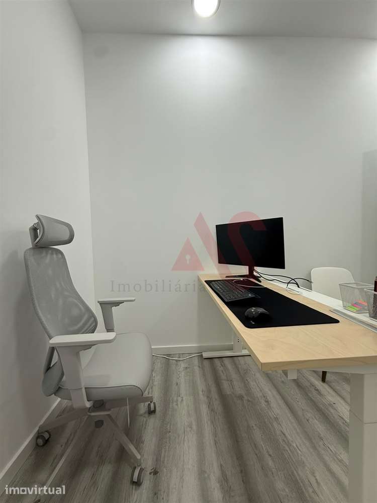 Gabinete para Arrendamento na Pontinha | Escritório Multiusos - Grande imagem: 3/4