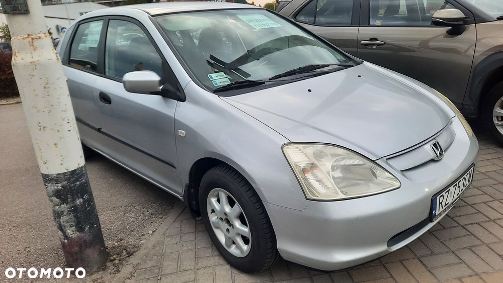 Honda Civic 1.4i S - 3