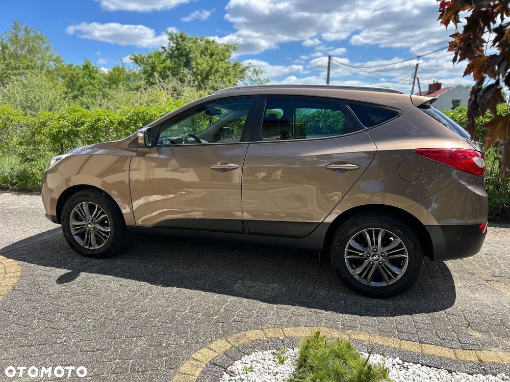 Hyundai ix35 1.6 2WD Fifa World Cup Edition - 4