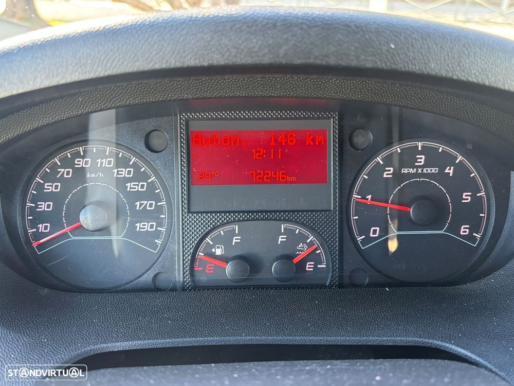 Peugeot Boxer 2.2 BLUEHDI 120cv - L1 H1 - AC - IVA DEDUTÍVEL - 23