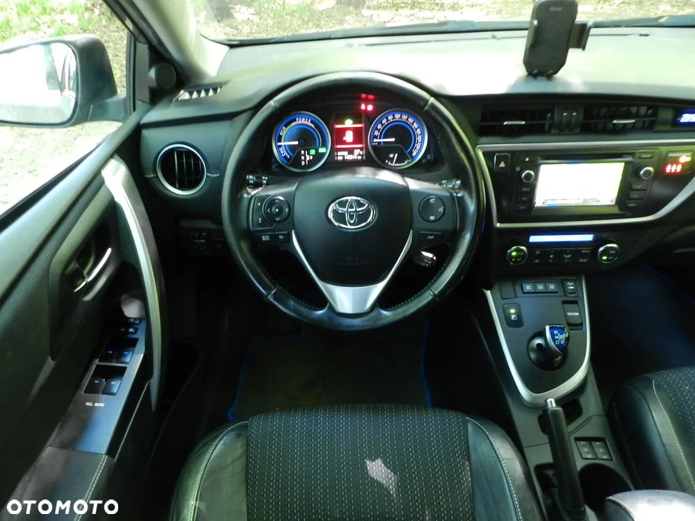 Toyota Auris 1.8 HSD Luna - 5