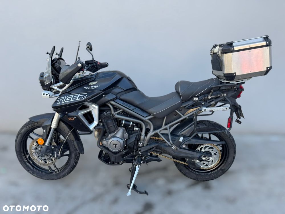 Triumph Tiger - 5