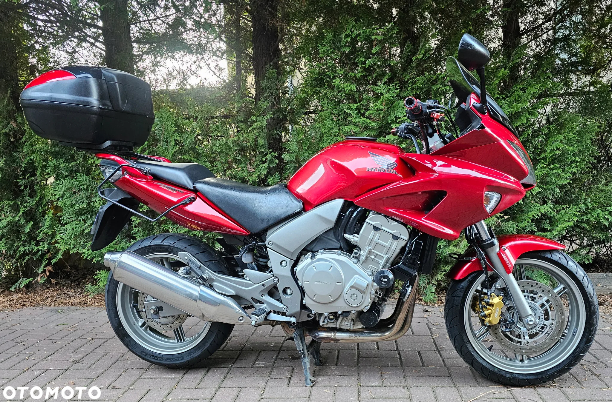 Honda CBF - 2