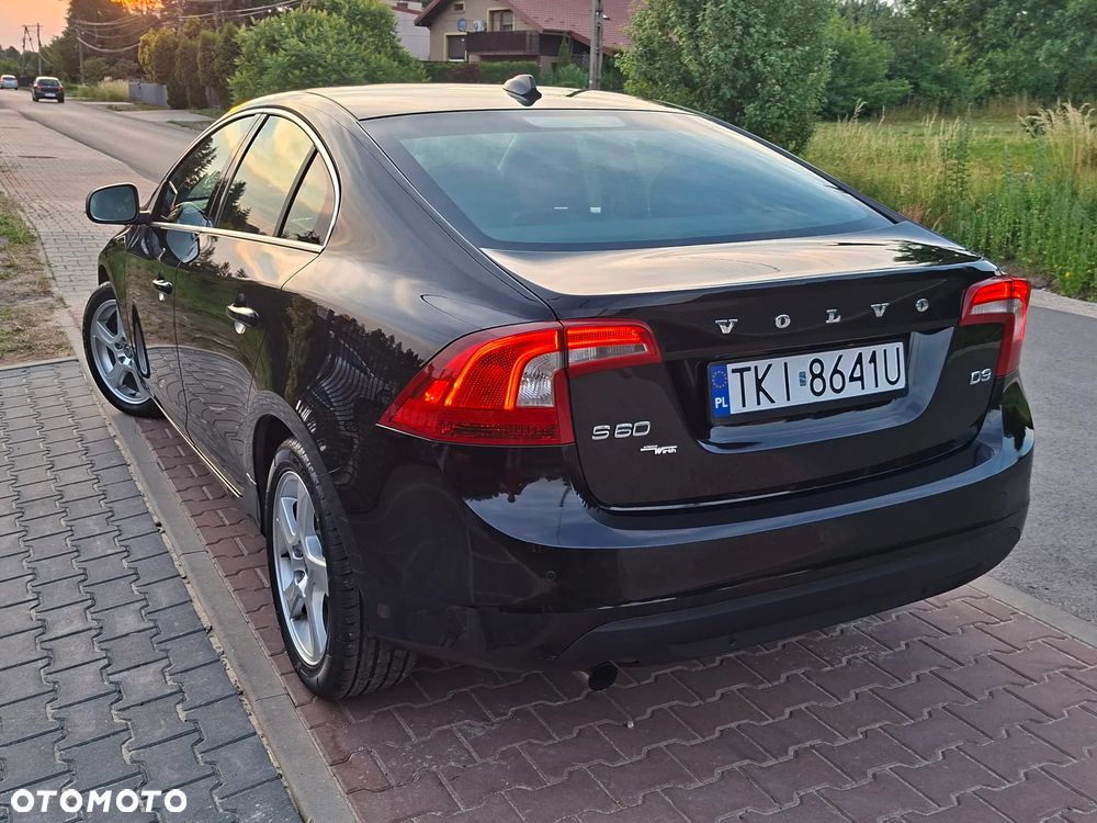 Volvo S60 D3 Momentum - 10