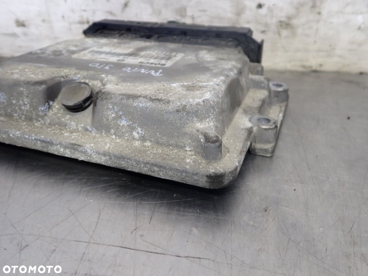 KOMPUTER SILNIKA FIAT PUNTO II 1.9 4682576   0281001955 - 5
