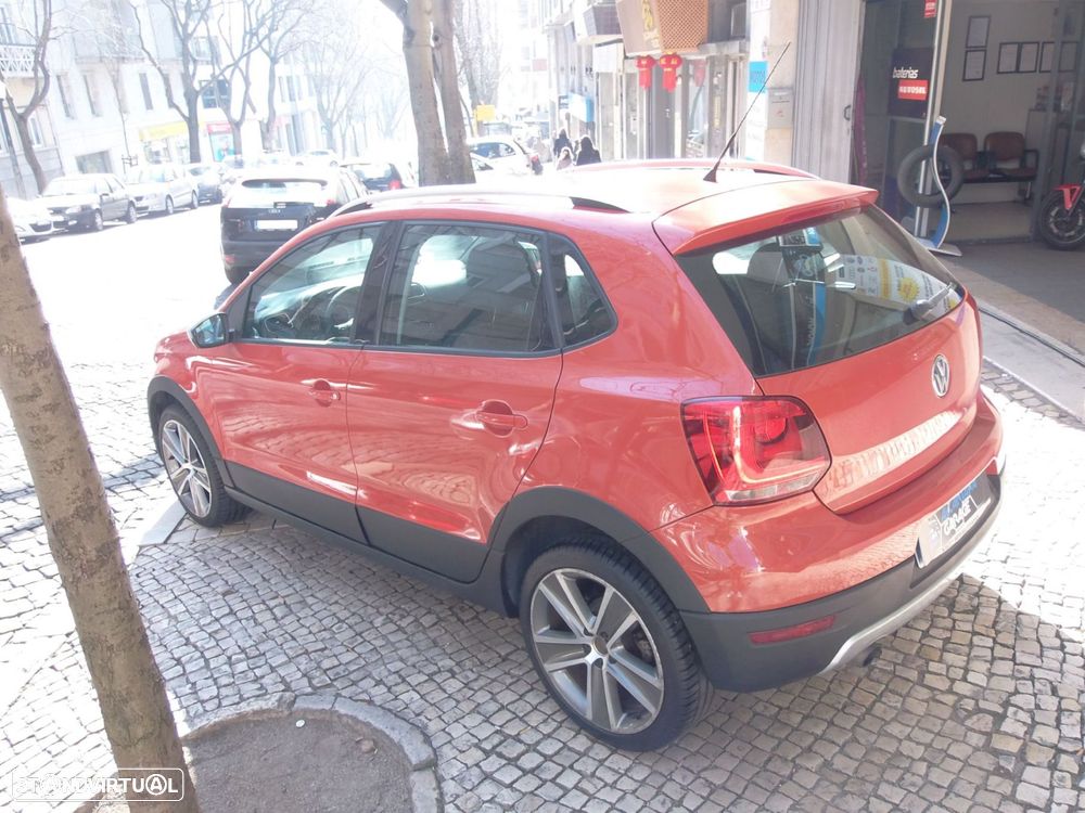 VW Polo 1.6 TDI Trendline DSG - 9