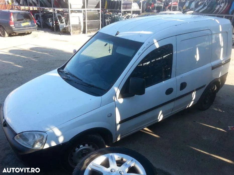 Dezmembrari  Opel COMBO C  2001  > 2011 1.7 DTI 16V Motorina - 3