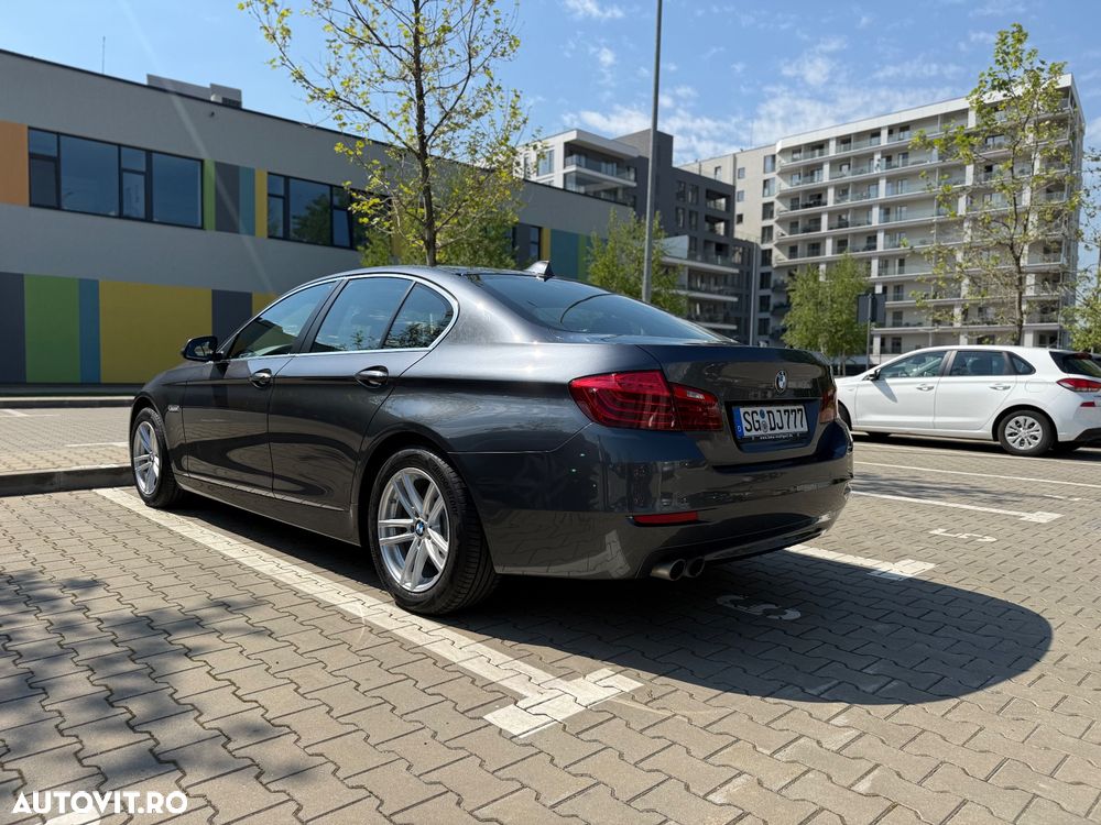 BMW Seria 5 520d AT - 3