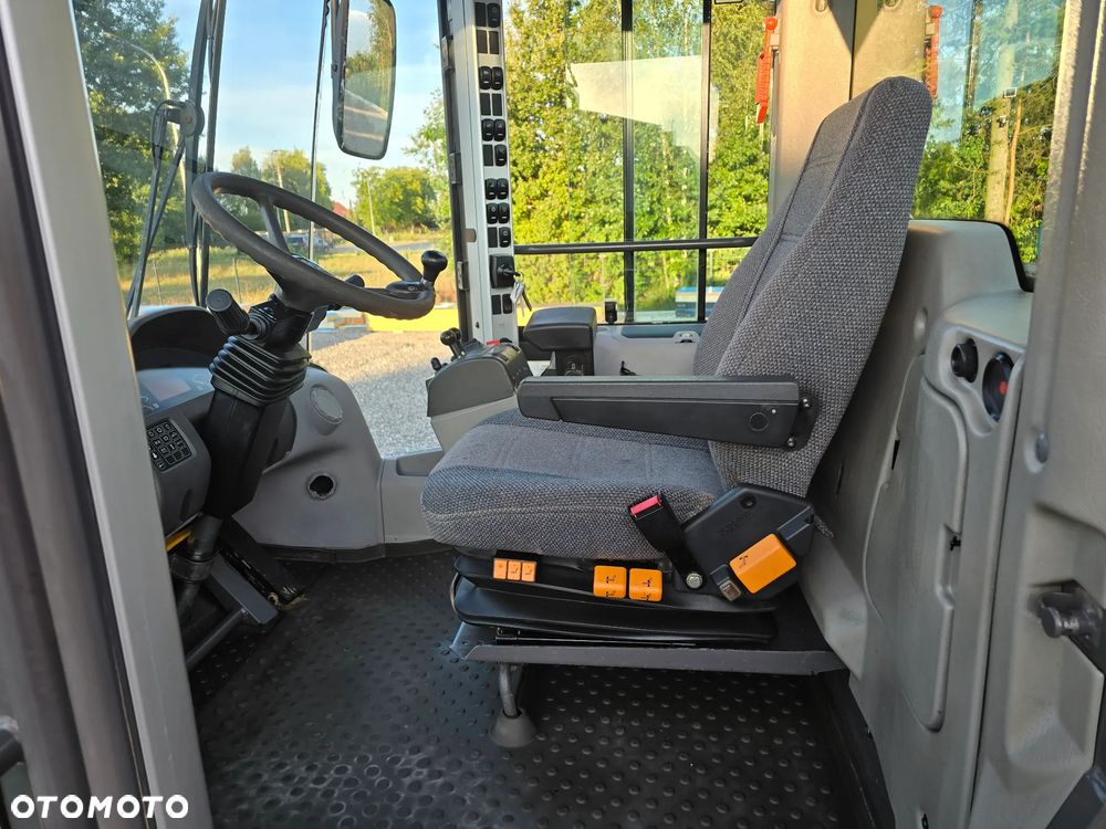 Volvo L60F/ładowarka/4X4/Klimatyzacja/ - 3