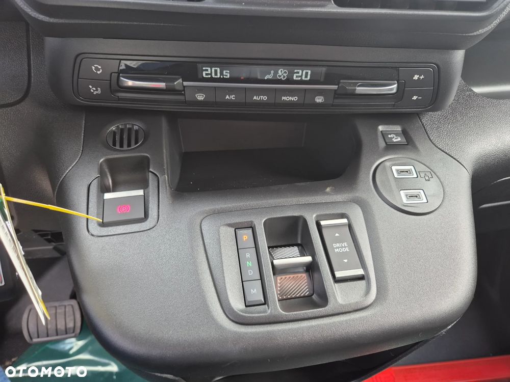 Peugeot Partner Furgon M PRO SKILL 1.5 130KM Automat 2026 !! OD RĘKI !! - 19