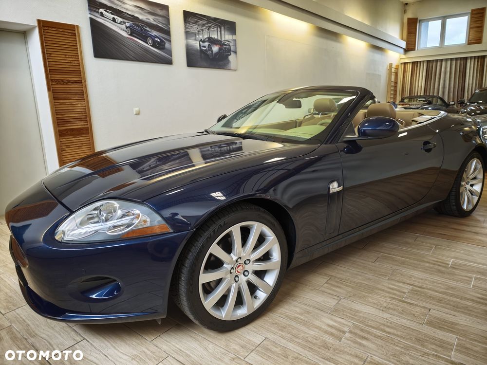 Jaguar XK 4.2 V8 - 10