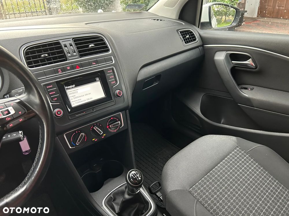 Volkswagen Polo 1.2 TSI BMT Comfortline - 16