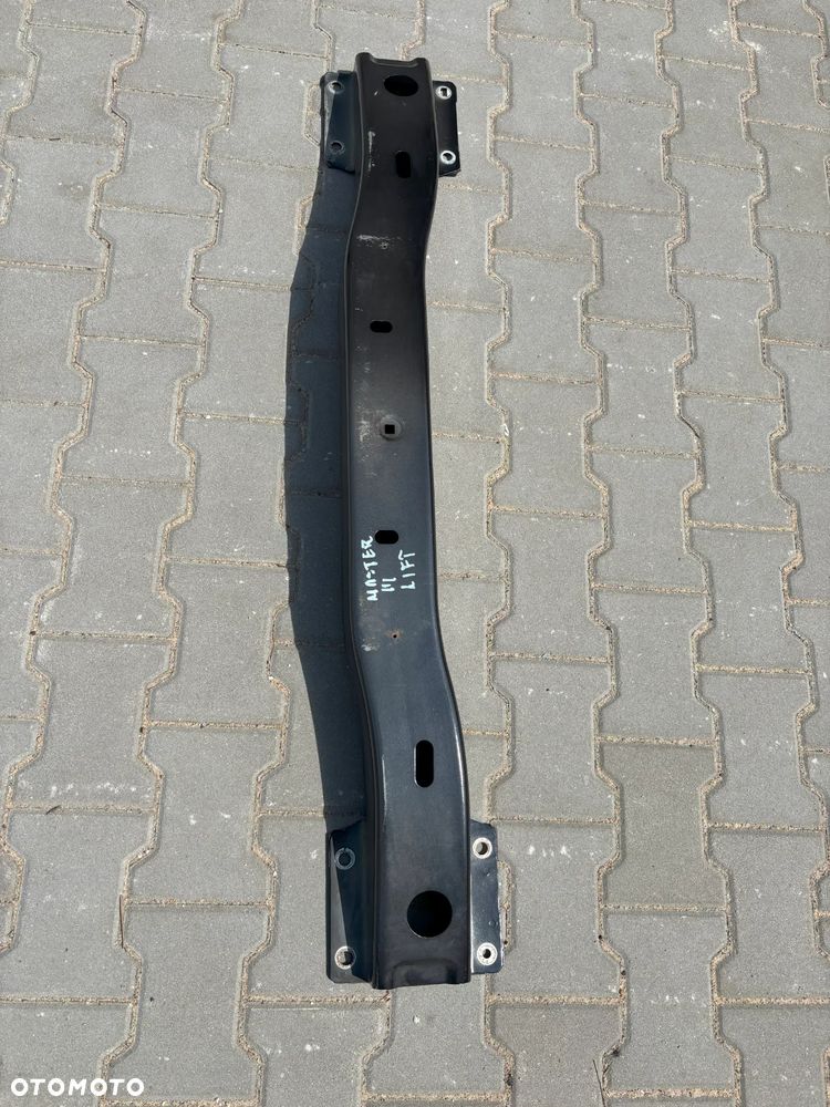 Renault Master III 14- belka zderzaka przód